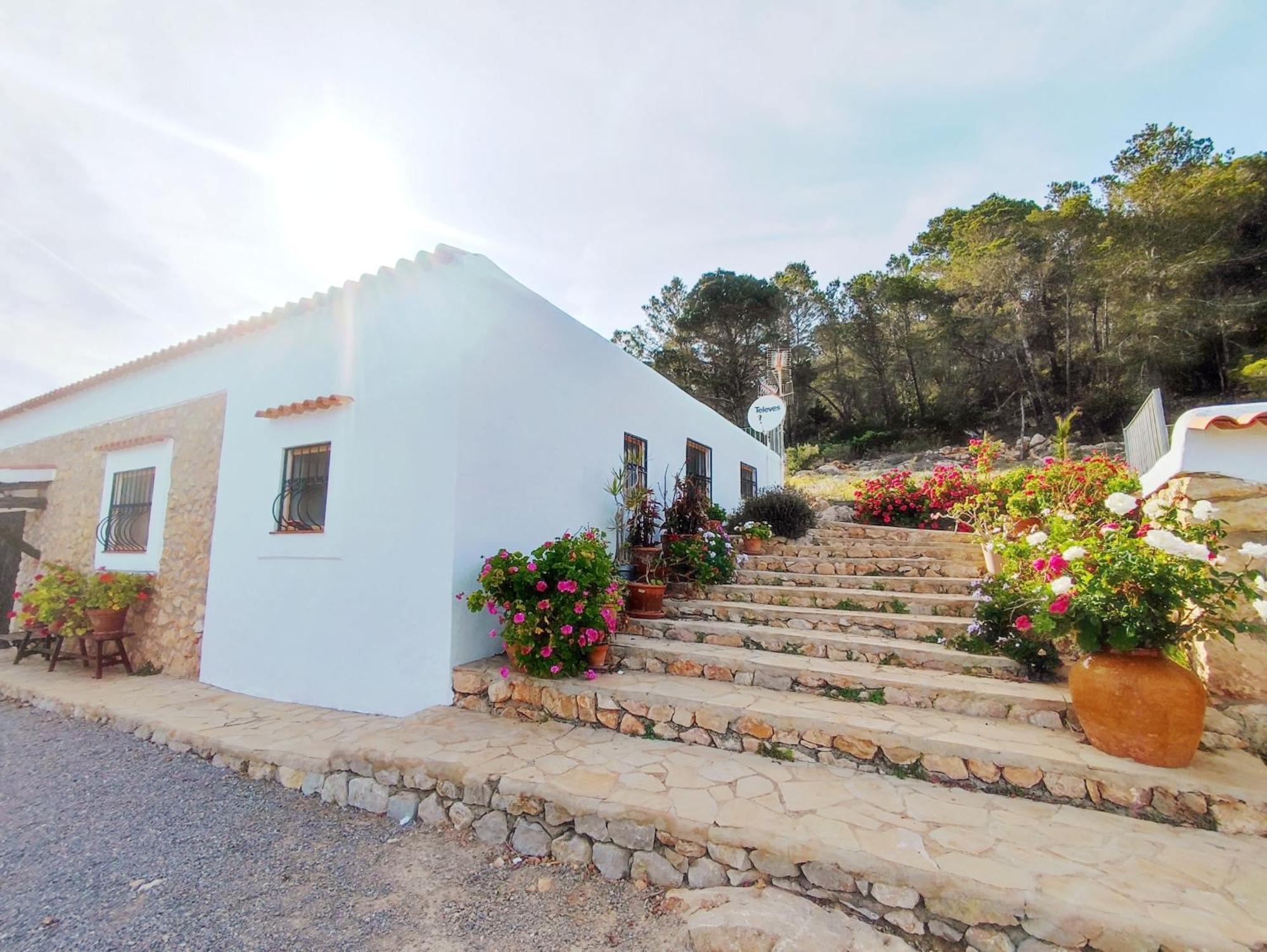 Casa Can Lluc Con Piscina, Jardin Y Vista Al Campo Sant Miquel de Balansat Extérieur photo